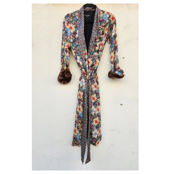 Le Superbe Hibiscus Robe Dress - Picture 5 of 10